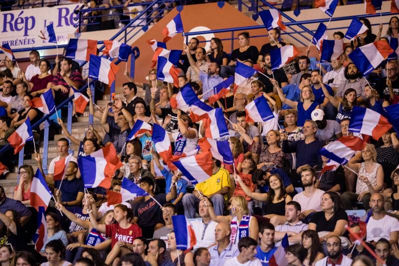 Les Bleus à Pau face au Monténégro